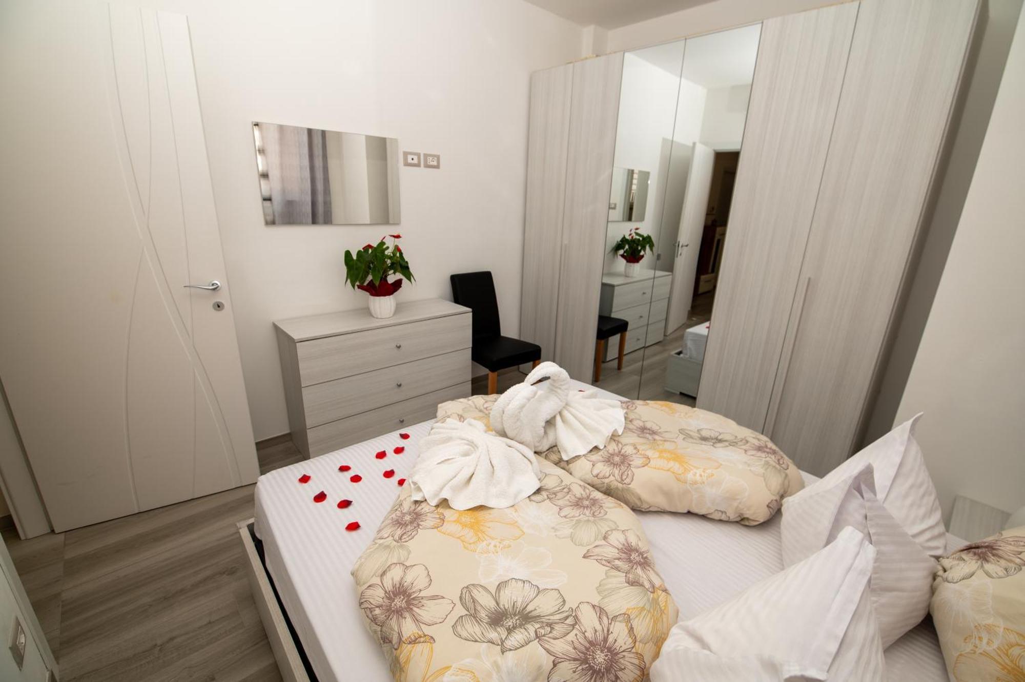 Junior Deluxe 3 Apartment เมราโน ภายนอก รูปภาพ